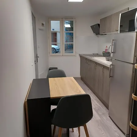 Apartment T2 Duplex Centre De *