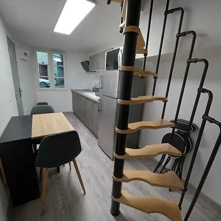 T2 Duplex Centre De *